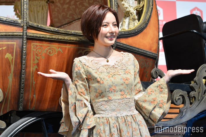 ベッキー(C)モデルプレス