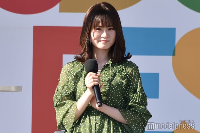 山崎怜奈 (C)モデルプレス