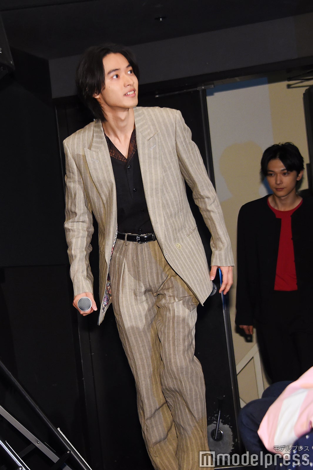 山崎賢人、登場 （C）モデルプレス