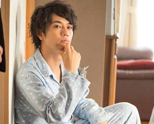 斎藤工、チンピラ姿でズレた家族を描く