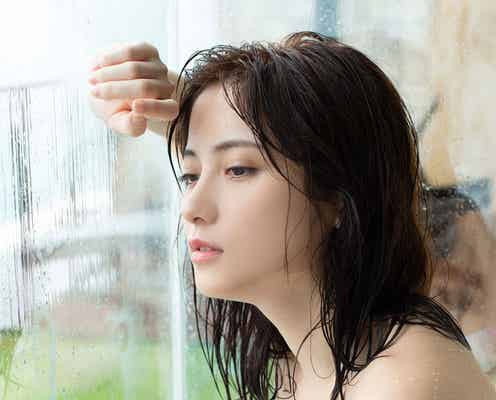 桃月なしこ、迫力美バスト披露 色っぽゆるニット姿も<アザーカット&コメント>