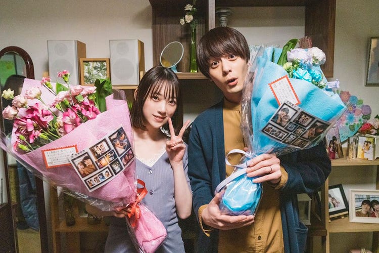 不倫ドラマ サレタガワのブルー 堀未央奈 犬飼貴丈ら豪華キャストのクランクアップ写真を公開 モデルプレス 不倫ドラマ サレタガワのブルー 堀未央奈 犬飼貴丈ら豪華キャストのクランクアップ写真を公開 モデルプレス