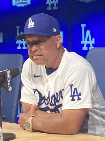 ロバーツ監督 いら立ちを隠せず「勝てる野球ではない」打線に苦言 険しい表情のまま「攻撃のプランが一貫していない。結果が出ないのも当然だ」
