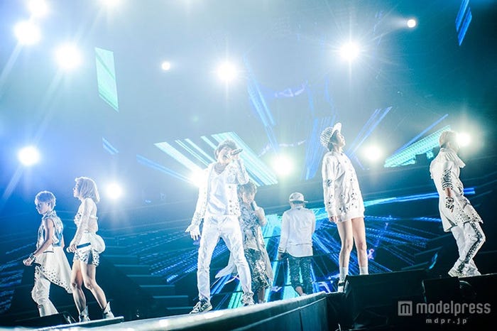 2013年10月19日「AAA TOUR 2013 Eighth Wonder」最終公演(北海道・真駒内セキスイハイムアイスアリーナ)