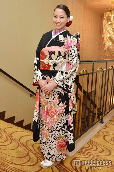 河北麻友子