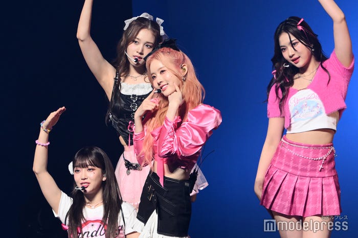 STAYC(C)モデルプレス