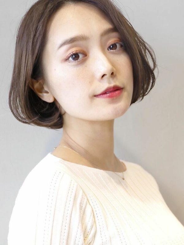 40代だからこそ似合う上品で色っぽいボブヘア 前髪なしで大人女性の魅力を発揮 モデルプレス 40代だからこそ似合う上品で色っぽいボブヘア 前髪なしで大人女性の魅力を発揮 モデルプレス