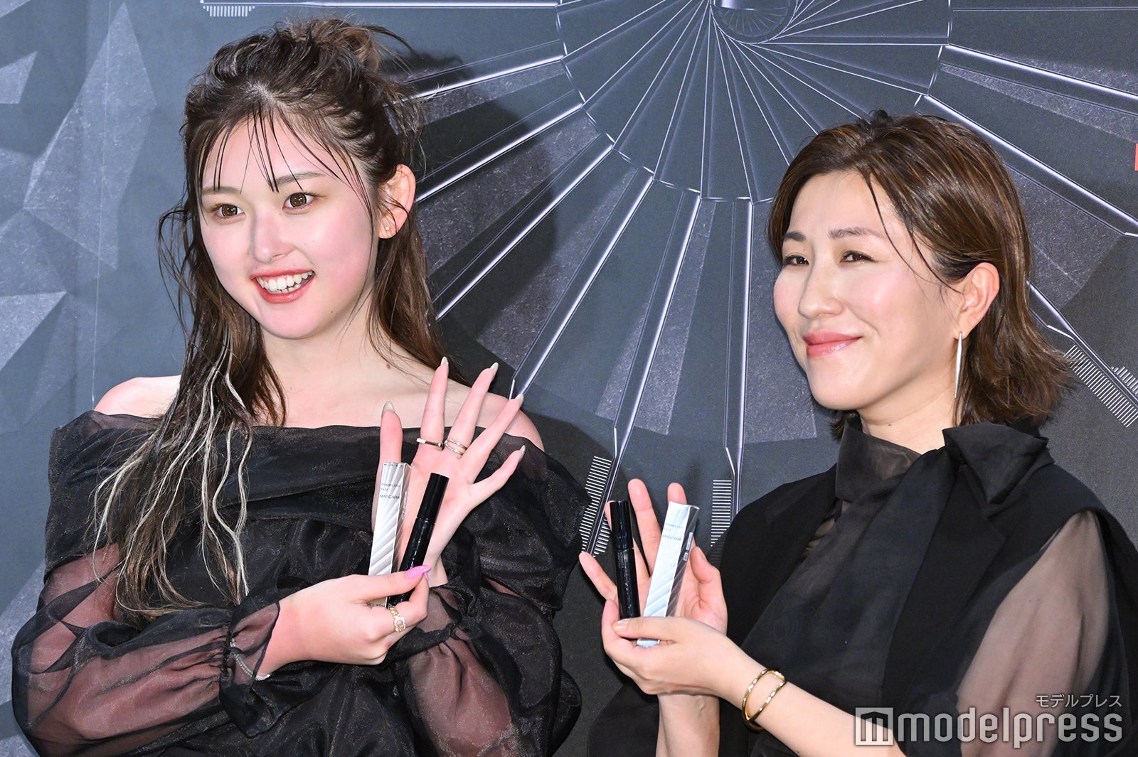 ゆうちゃみ、長井かおり氏（C）モデルプレス