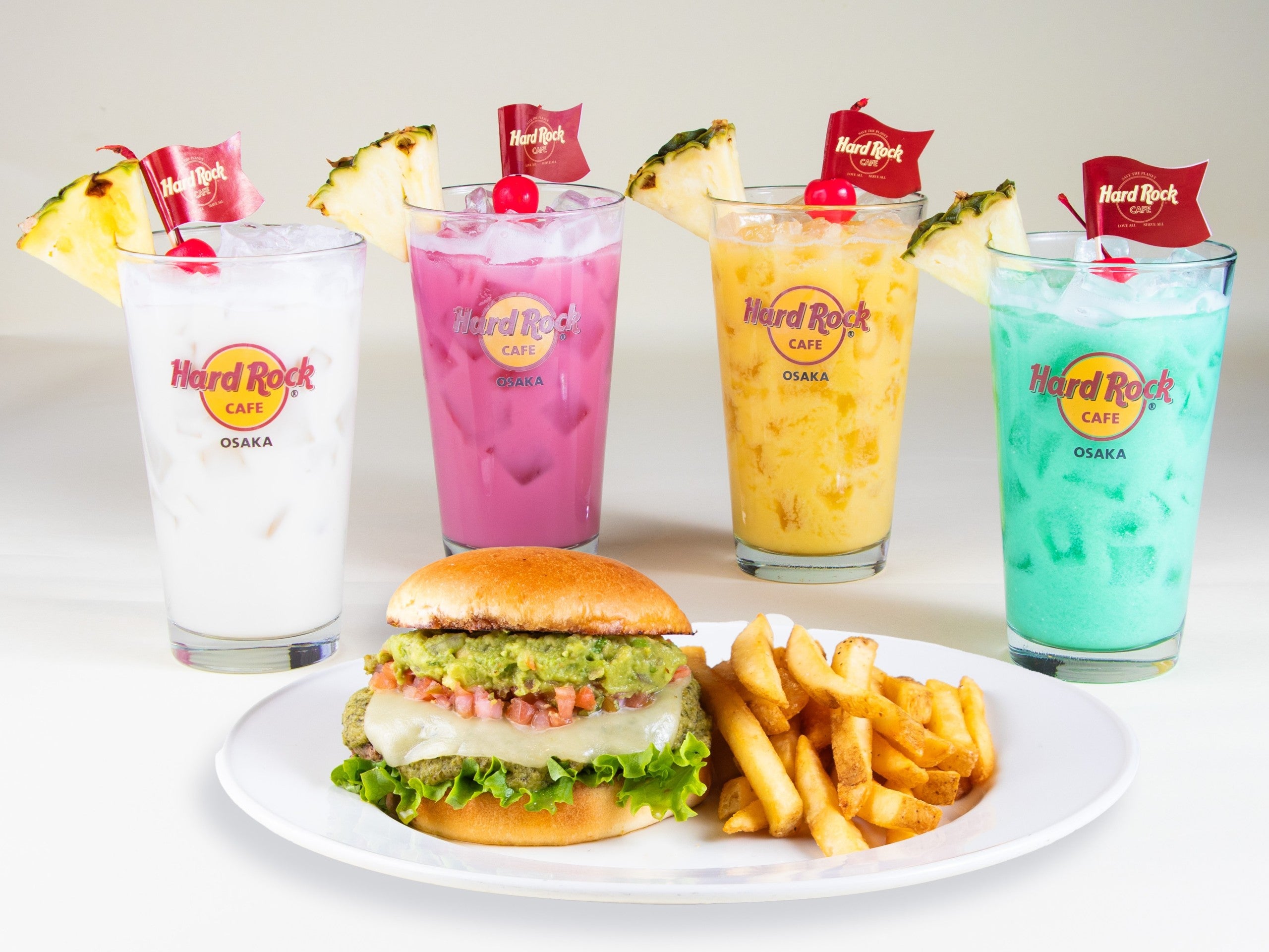 「ハードロックカフェ」 ユニバーサル・シティウォーク大阪店が25周年！ 限定メニュー&グッズがラインナップ