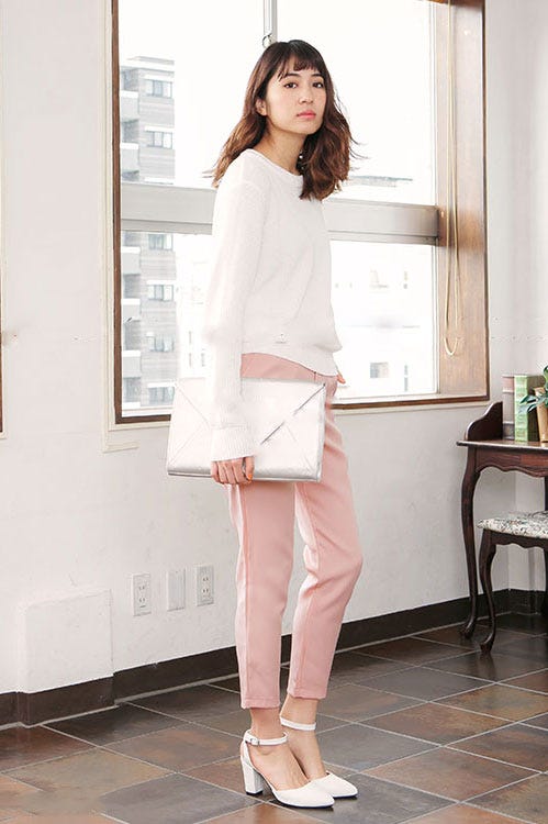 テーパードパンツ「神戸レタス」2,490円(税込)/画像提供:神戸レタス