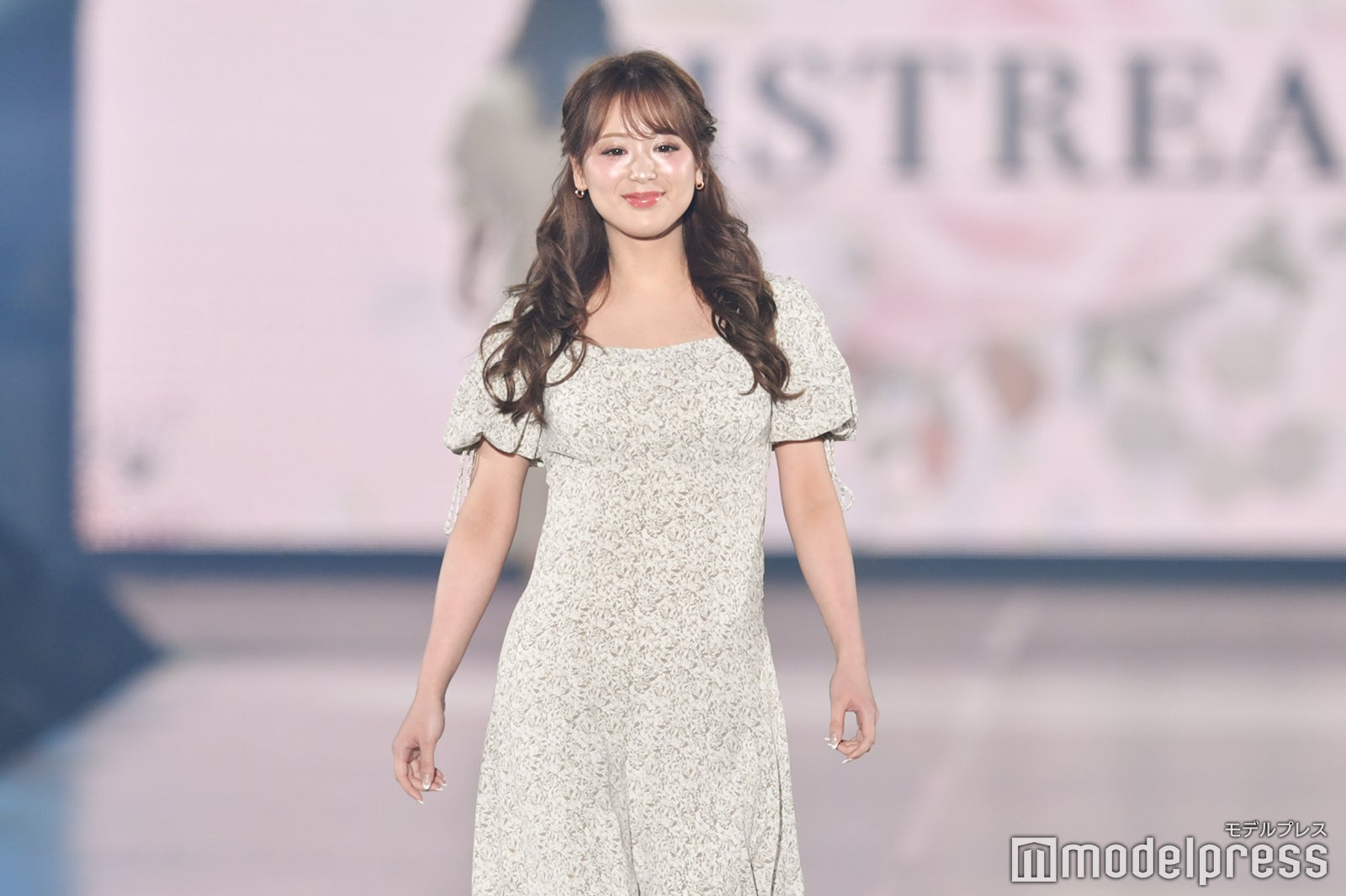 りこ（C）モデルプレス