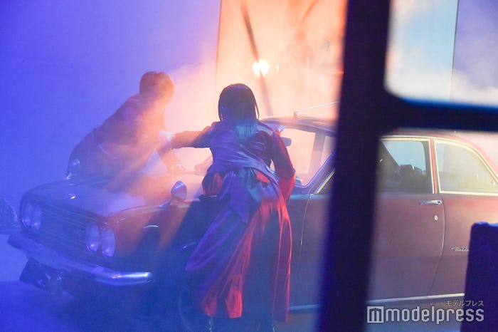 榊原徹士、藤井菜央/吉本坂46RED「君の唇を離さない」MV撮影風景(C)モデルプレス