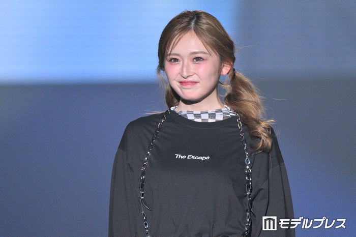 ゆうちゃみ、美脚にうっとり 抜群スタイル際立つシンプルスタイル【TGCしずおか2025】