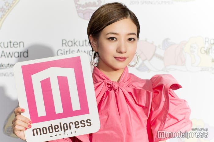 伊藤千晃(C)モデルプレス