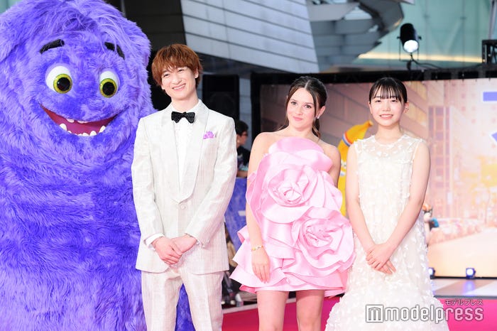 宮田俊哉、ケイリー・フレミング、稲垣来泉(C)モデルプレス