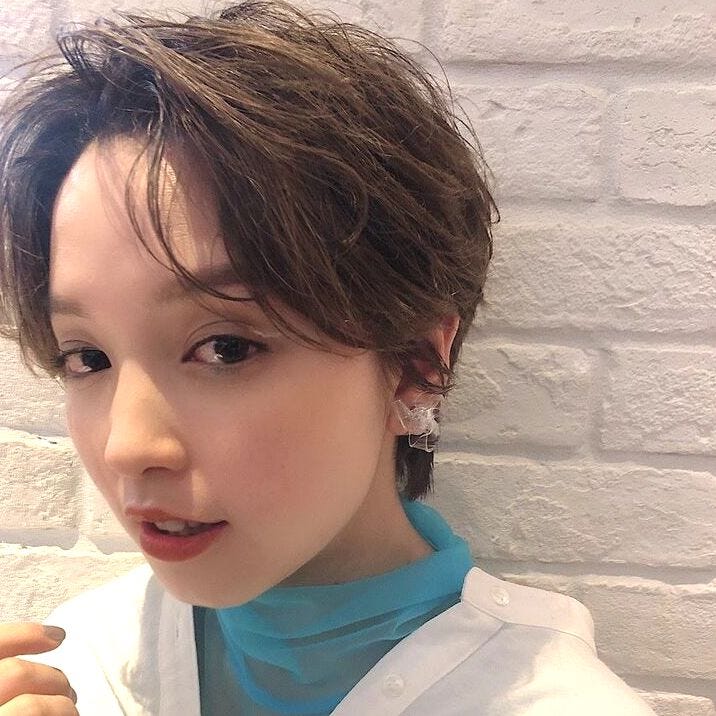 画像5 11 大人女子におすすめの ダブルバング って アレンジの幅が広がる髪型に モデルプレス