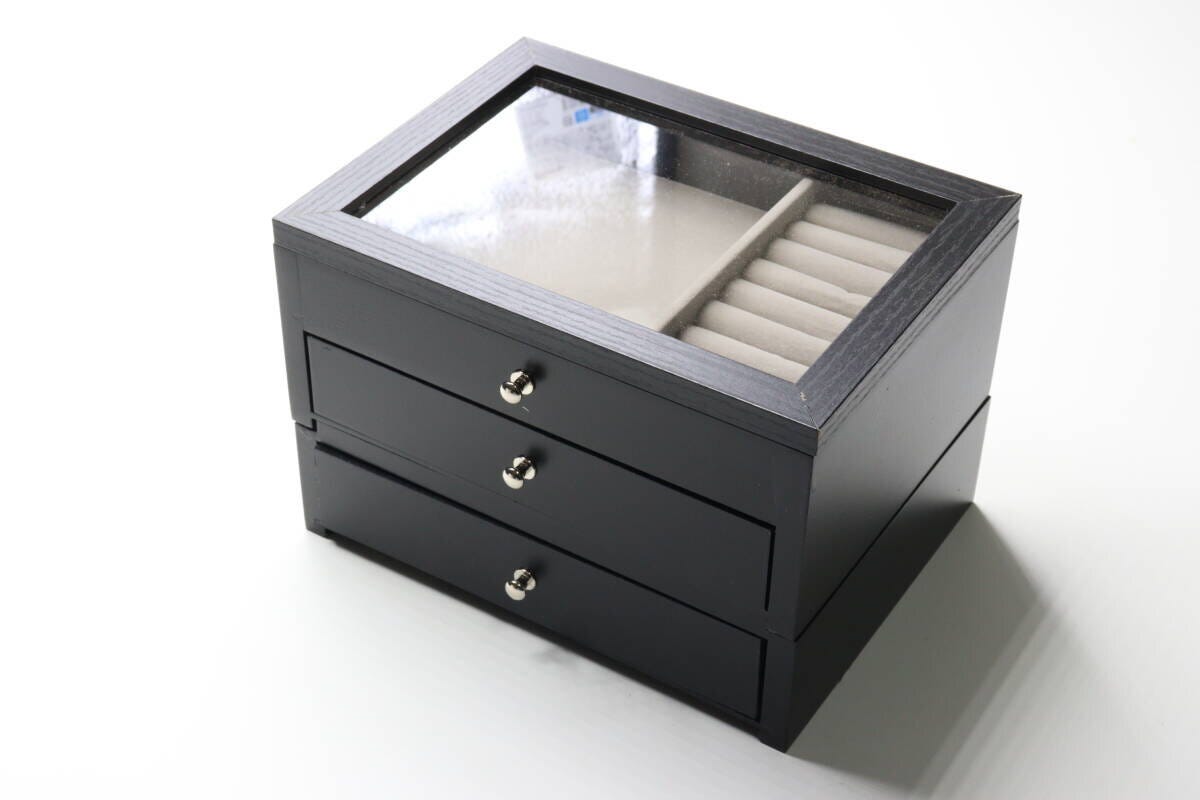 ダイソー　アクセサリーボックス　スタッキング