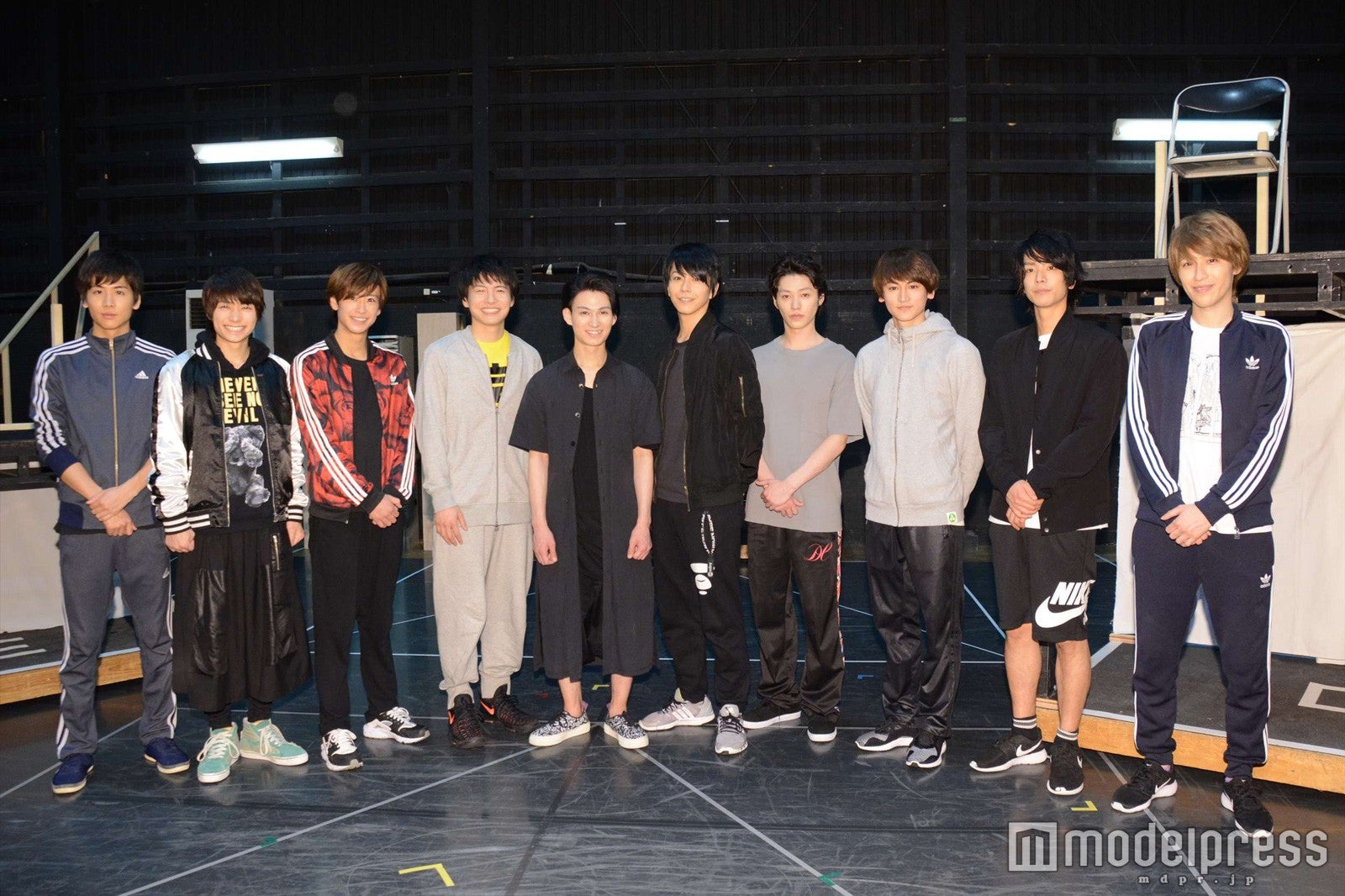 （左から）池岡亮介、小澤廉、赤澤燈、宮崎秋人、松田凌、廣瀬智紀、安西慎太郎、安西慎太郎、黒羽麻璃央、神永圭佑（C）モデルプレス