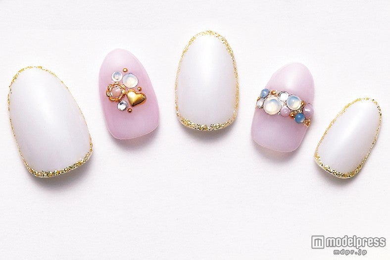 叶えたい願いをネイルに託して…（画像提供：「Ray」4月号、主婦の友社）