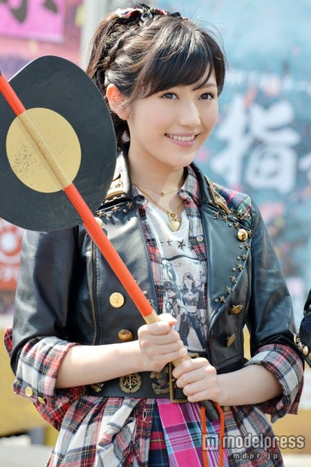 渡辺麻友