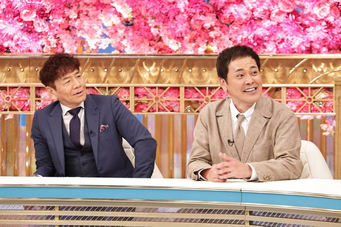 上田晋也、有田哲平(C)フジテレビ