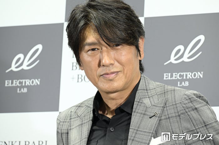高橋克典、息子の15歳バースデーお祝い「おめでとう」「面影ある」の声