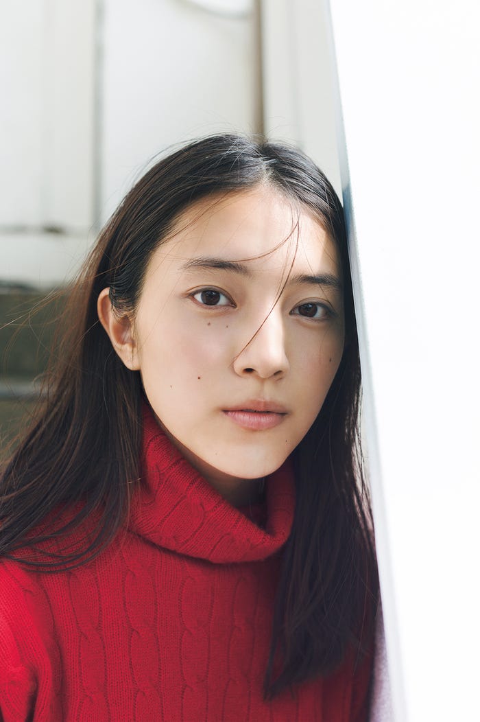 久保田紗友/撮影:大辻隆広