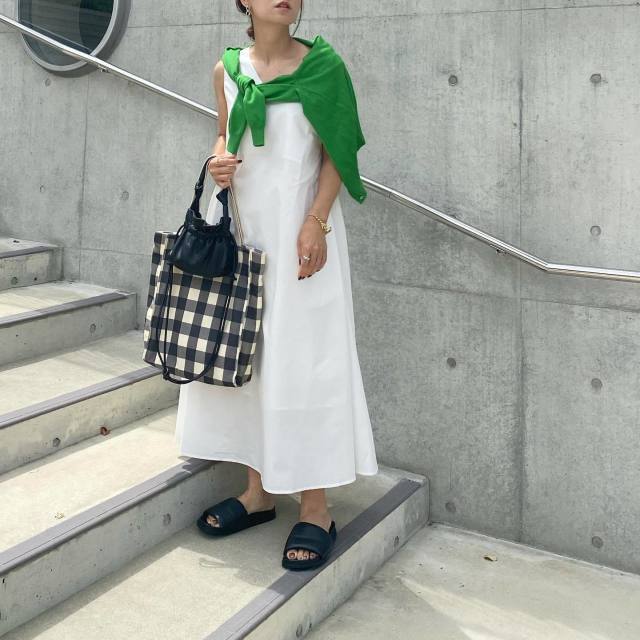 緑カーディガン