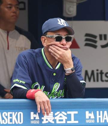 ヤクルト首位陥落 リーグワースト9度目の零敗 池山監督「申し訳ない」奥川無援完投負け 貯金10で交流戦へ