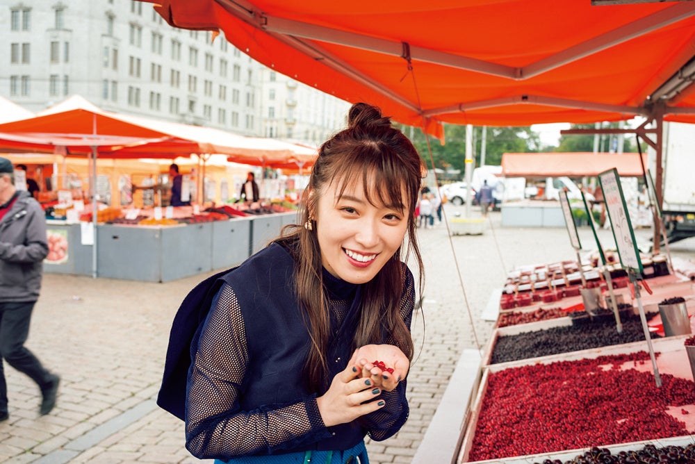 『高山一実写真集 独白』（徳間書店）撮影：嶌村吉祥丸