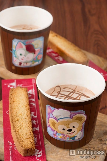 イタリアンホットチョコレートドリンク¥480(C)Disney