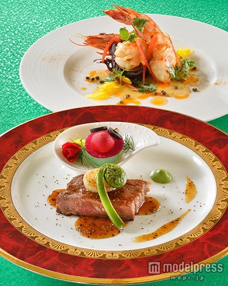 ホテルミラコスタ内「シルクロードガーデン」、“ディズニー・イースター”ディナーコース／（C）Disney