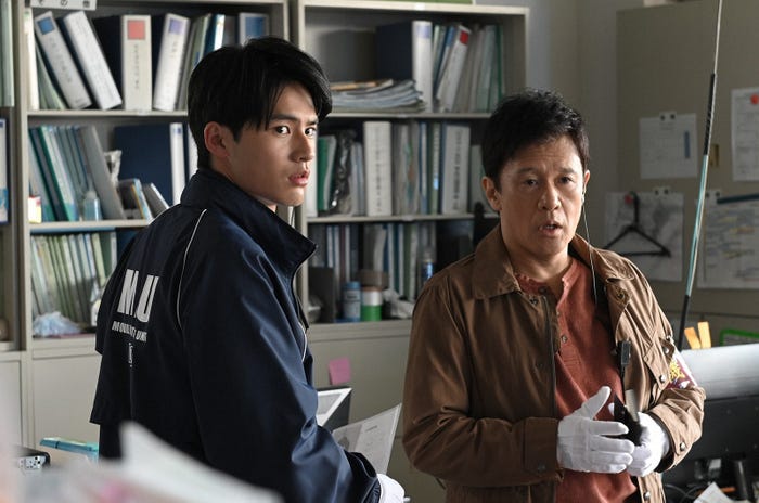 水上恒司、橋本じゅん「MIU404」第2話(C)TBS
