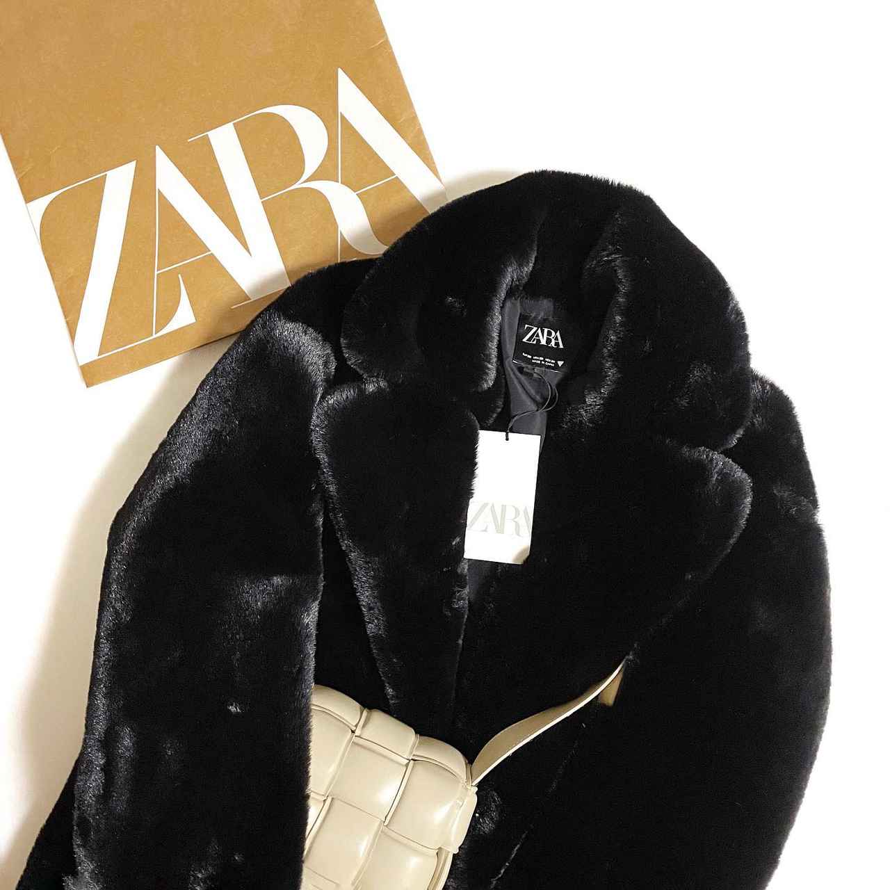 スルーできん！！【ZARA】「ブラックアウター」が天才的なカッコよさ ...