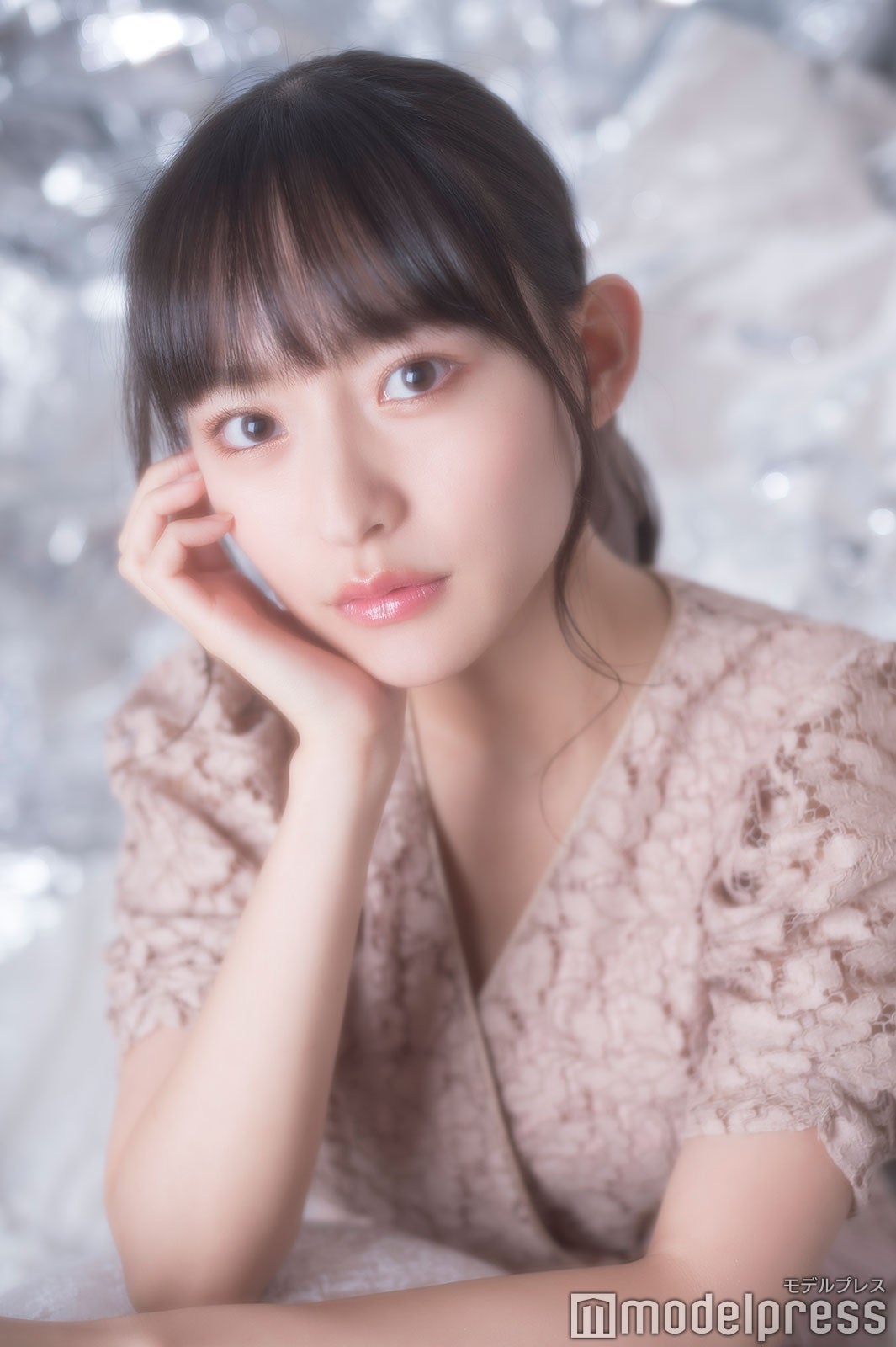 高崎かなみ、養成所時代から“無敵のグラドル”になるまでの軌跡「グラビアの頂点に行きたい」＜インタビュー＞