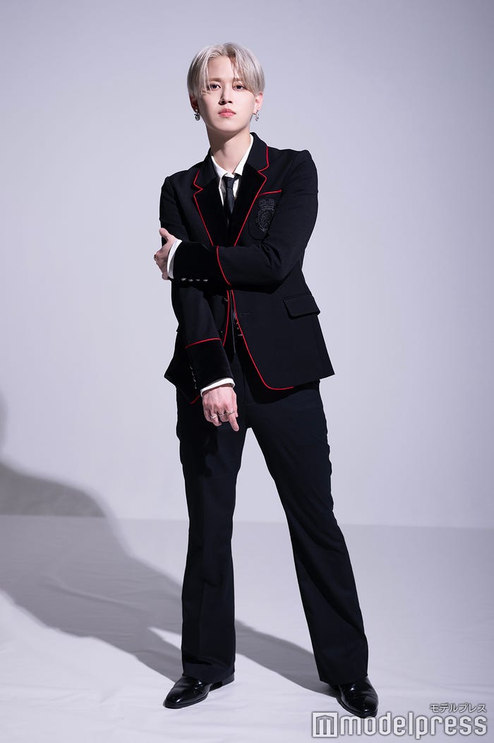 白岩瑠姫(C)モデルプレス(ヘアメイク:佐々木美香/MIKA SASAKI、スタイリスト:齋藤良介/RYOSUKE SAITO)