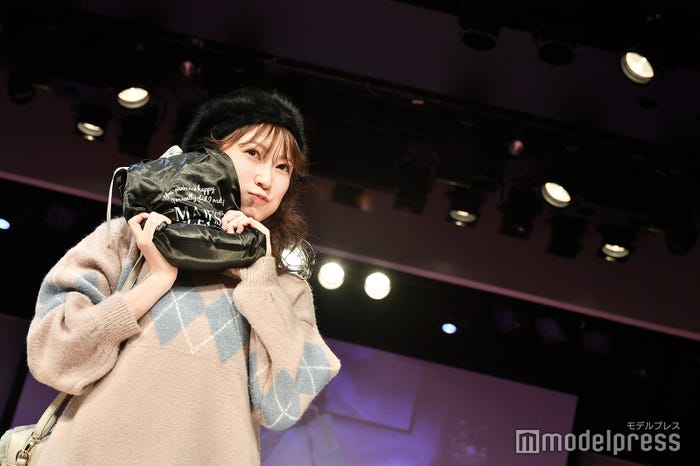 吉田朱里(C)モデルプレス