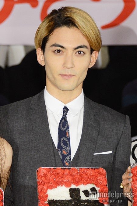 “毒舌食レポ”が話題の永瀬匡、食レポリベンジで再び毒