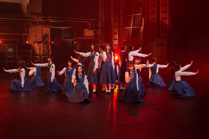 欅坂46「太陽は見上げる人を選ばない」(C)NHK