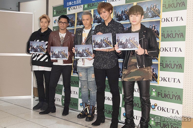 GENERATIONS／左から：小森隼、数原龍友、中務裕太、片寄涼太、佐野玲於（C）モデルプレス