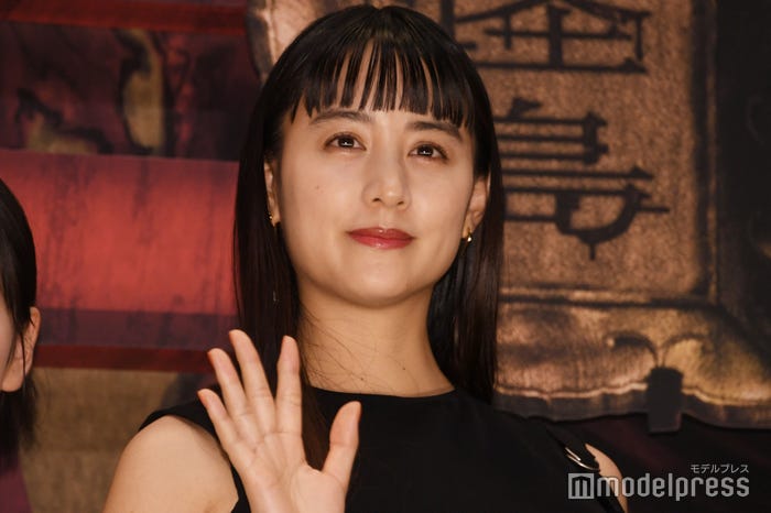 出産後初の公の場に登場した山本美月(C)モデルプレス