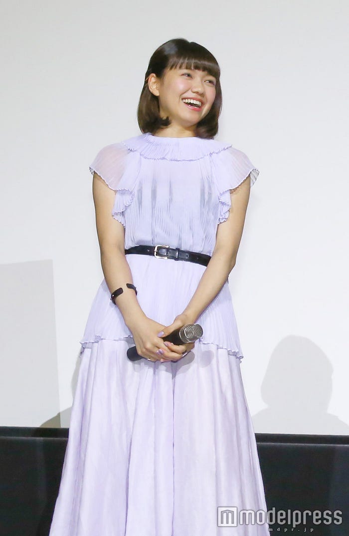 大阪舞台挨拶に登壇した二階堂ふみ(C)八田鮎子/集英社 (C)2016 映画「オオカミ少女と黒王子」製作委員会