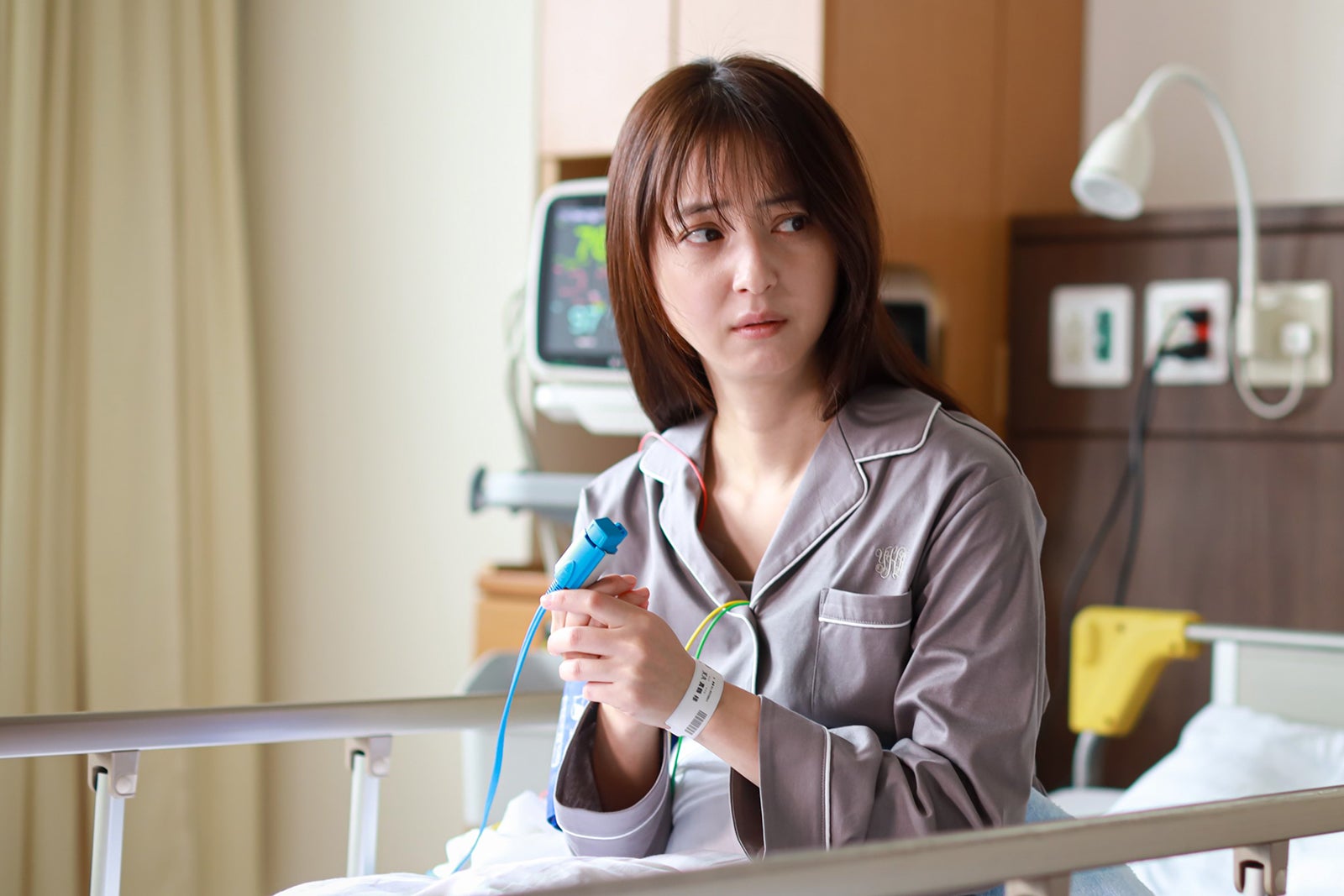 佐々木希「天久鷹央の推理カルテ」第3話（C）テレビ朝日