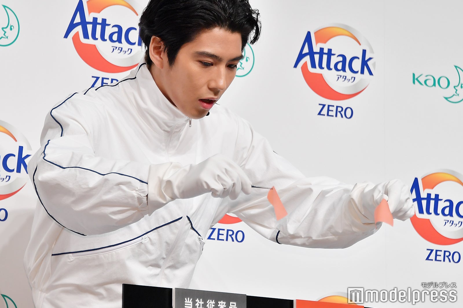 賀来賢人（C）モデルプレス