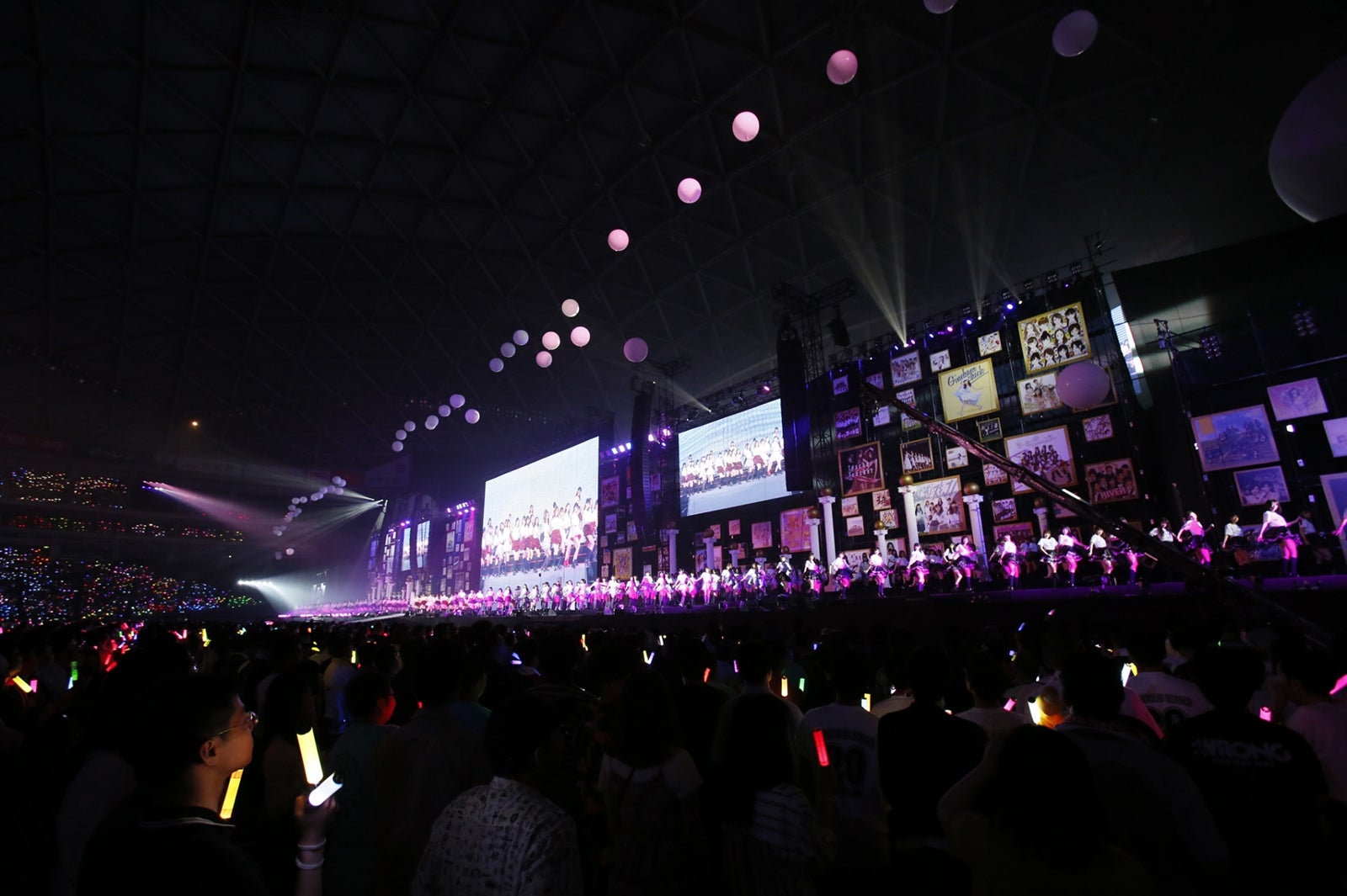 「AKB48 53rdシングル 世界選抜総選挙」AKB48グループコンサート（C）AKS