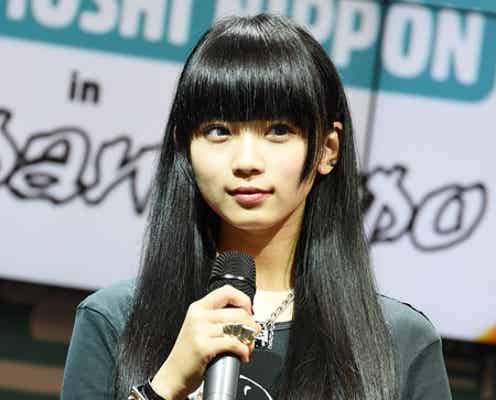 黒髪美女・ゆら、パリ「JAPAN EXPO」で信者を増殖
