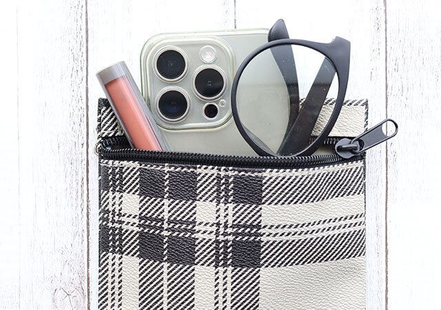 宝島社 大人のおしゃれ手帖12月号 ハリス 上品トート&ポシェット 宝島社の大人のおしゃれ手帖12月号のハリスの上品トート&ポシェット