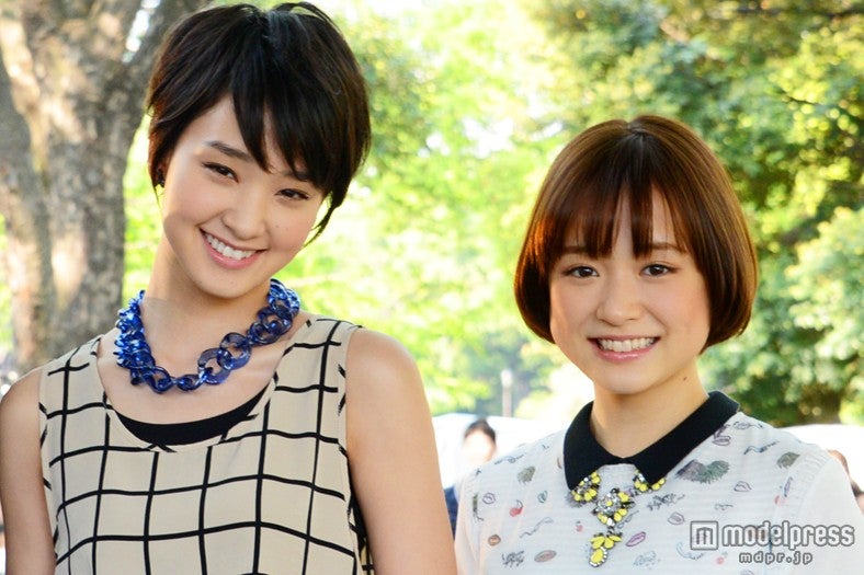 左から：剛力彩芽、大原櫻子