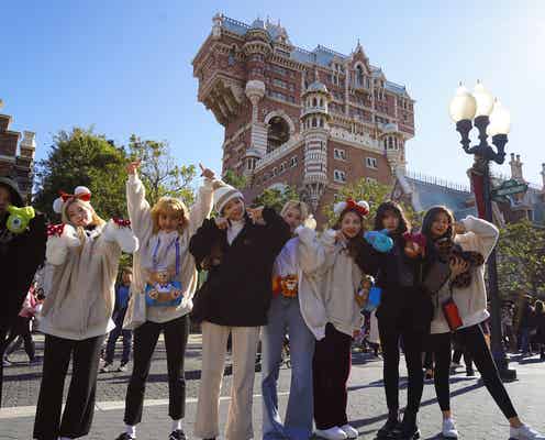 TWICE、ディズニーシー満喫ショットに「かわいすぎる」と反響殺到
