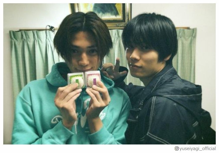 FANTASTICS八木勇征、萩原利久からの“お土産”報告「美しい彼」久々2ショットに「ゆせりく安定」の声